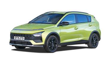 Hyundai Bayon вид спереди под углом